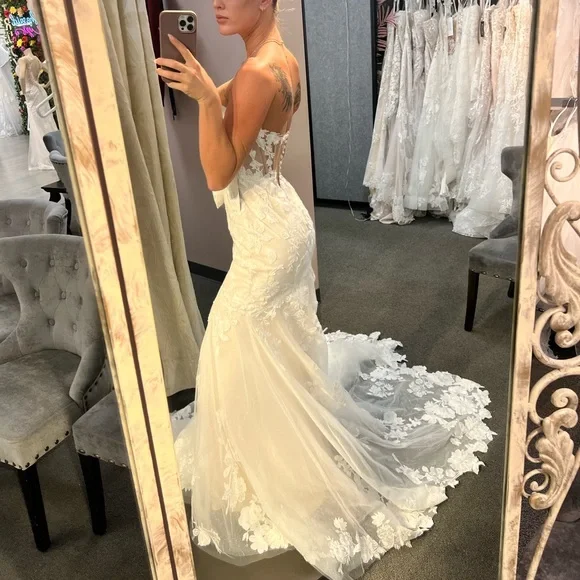 ENZOANI Summer 2023 Bridal Gown size 2 - Picture 6 of 10